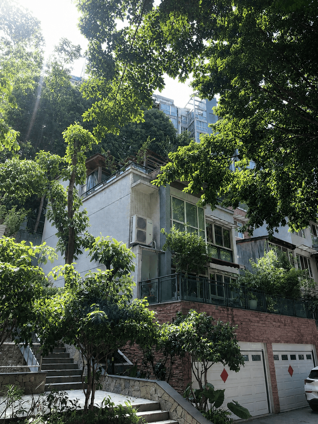 天门岛居岁月从容升级：小小岛老别墅加装蒂升悦行款电梯